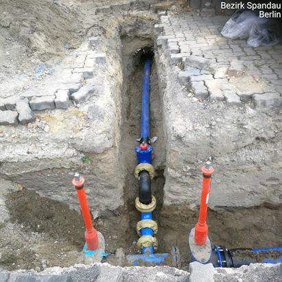 Tief-, Kanal- und Verkehrswegebau Borchert - Bauarbeiten Wasserrohr